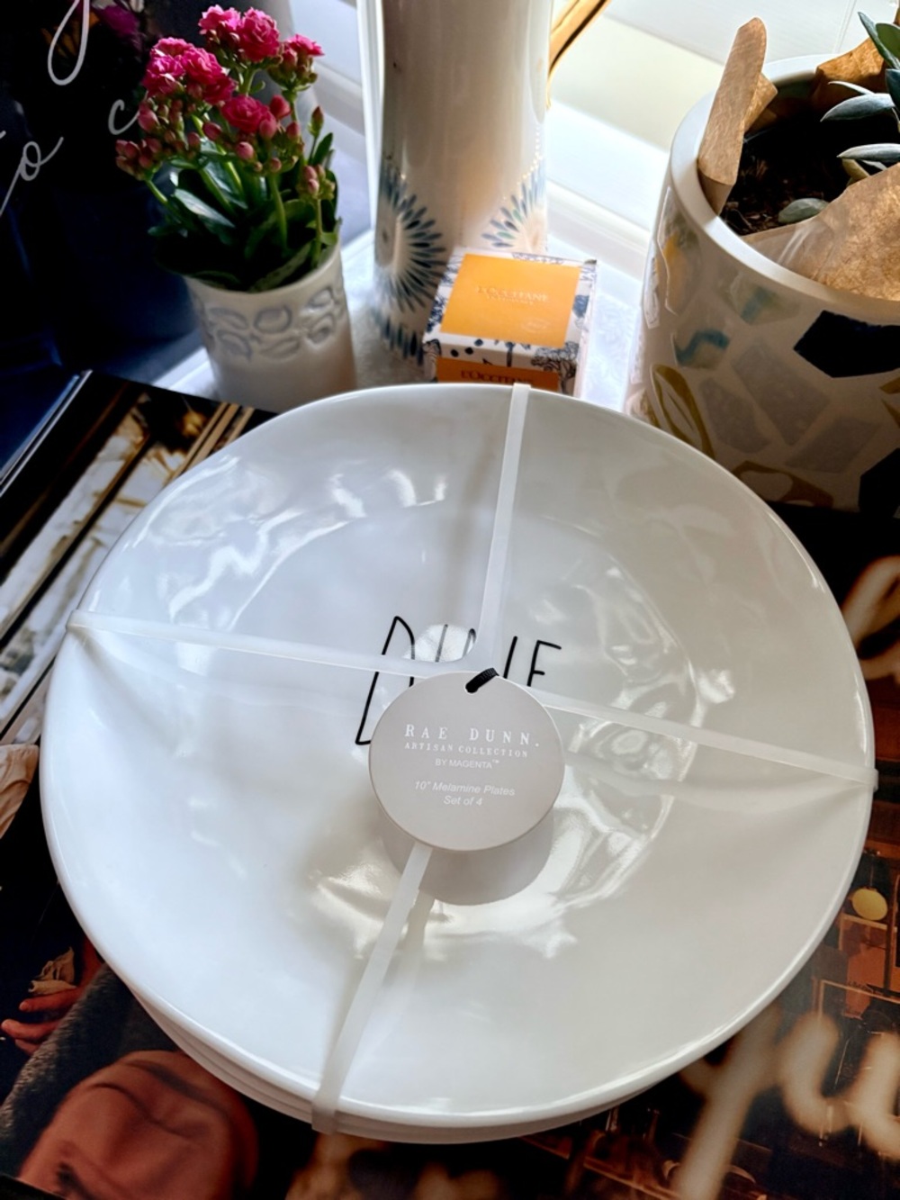 NWT Rae Dunn ‘Dine’ Plates (set of 4)